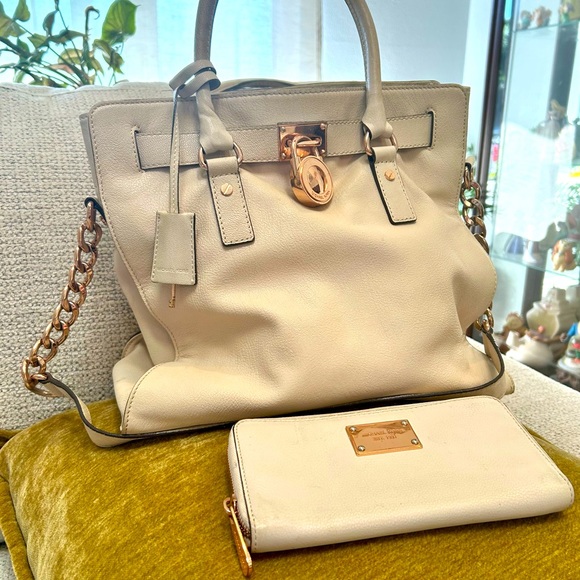 MICHAEL Michael Kors Handbags - Michael Kors bag & wallet